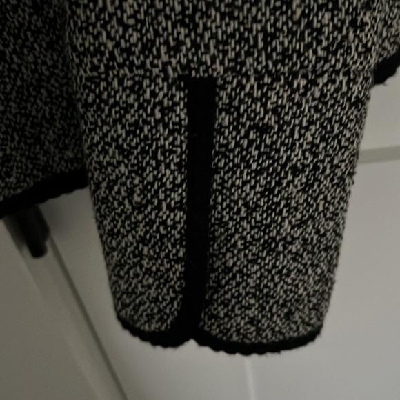 Charter Club blazer size 8. Like new condition. - Picture 6 of 7